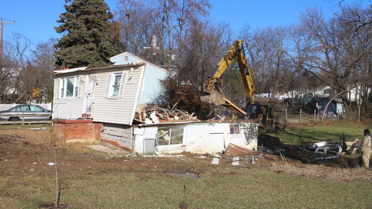 County demolishes house on Crittenden Street