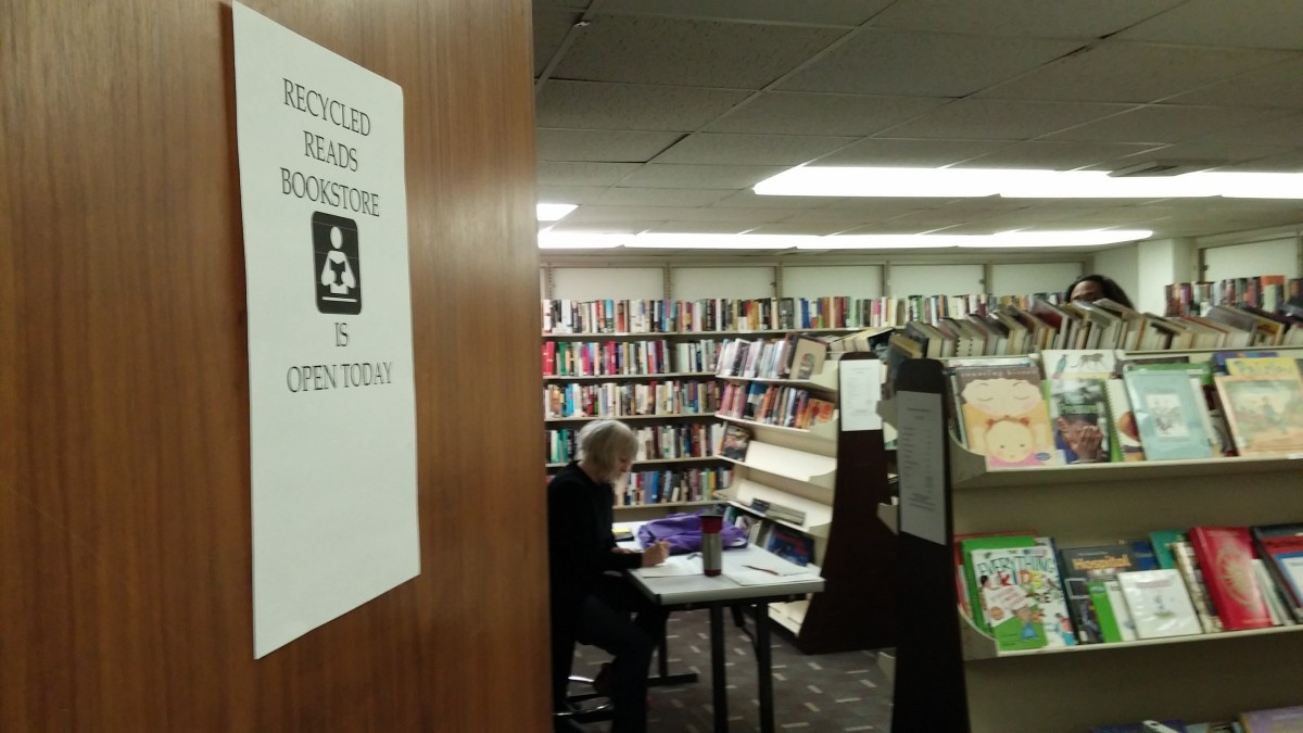 Library used bookstore prepares for relaunch